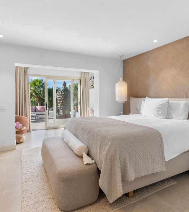 Resa Estates Paco for sale te koop finca paddel Ibiza bedroom 9.jpg